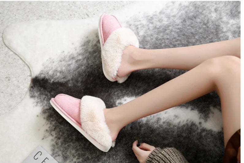 Plush Pink Slippers Size NZ6 Adults